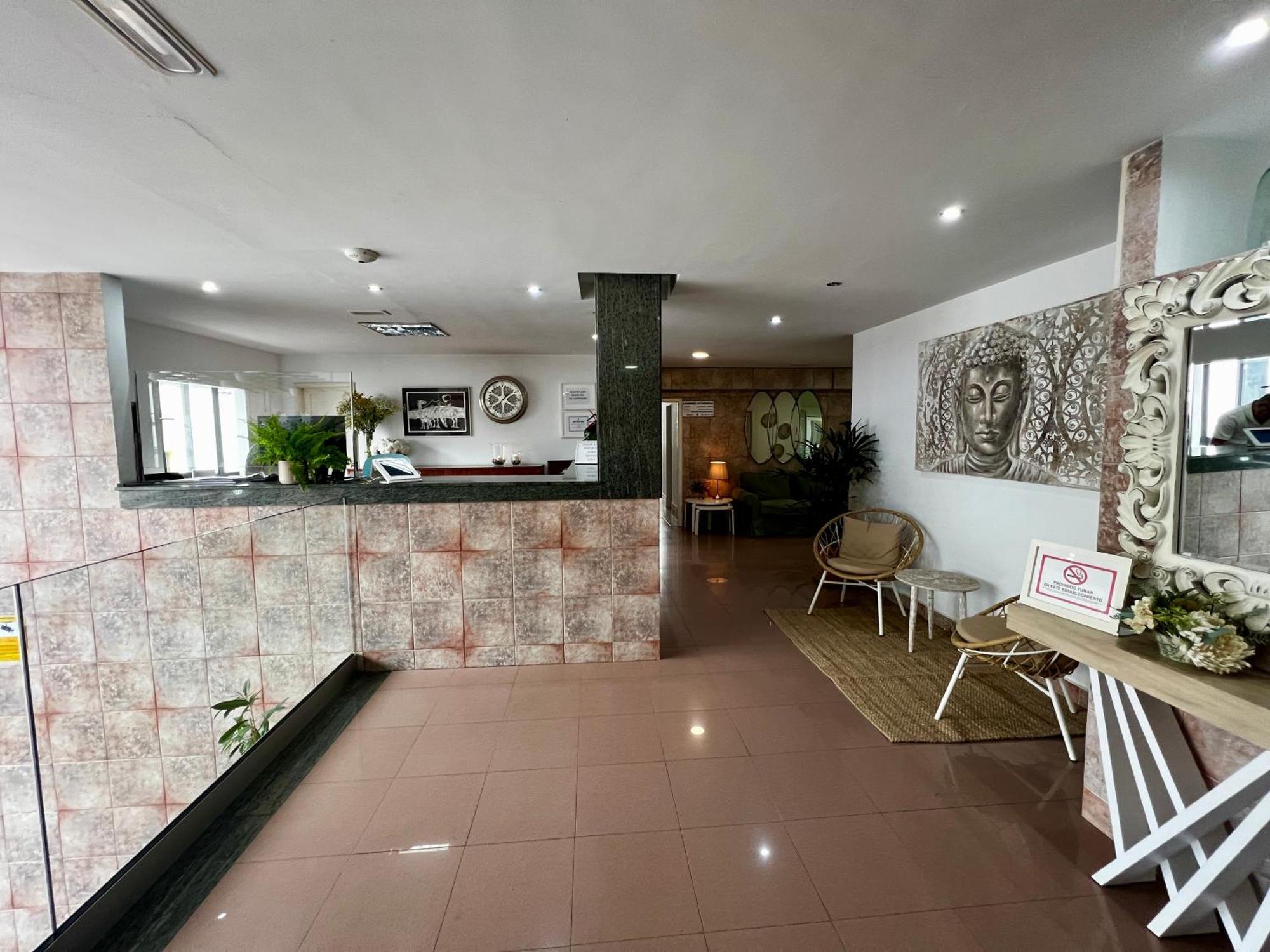 Hostal Residencia Cardona Arrecife  Buitenkant foto