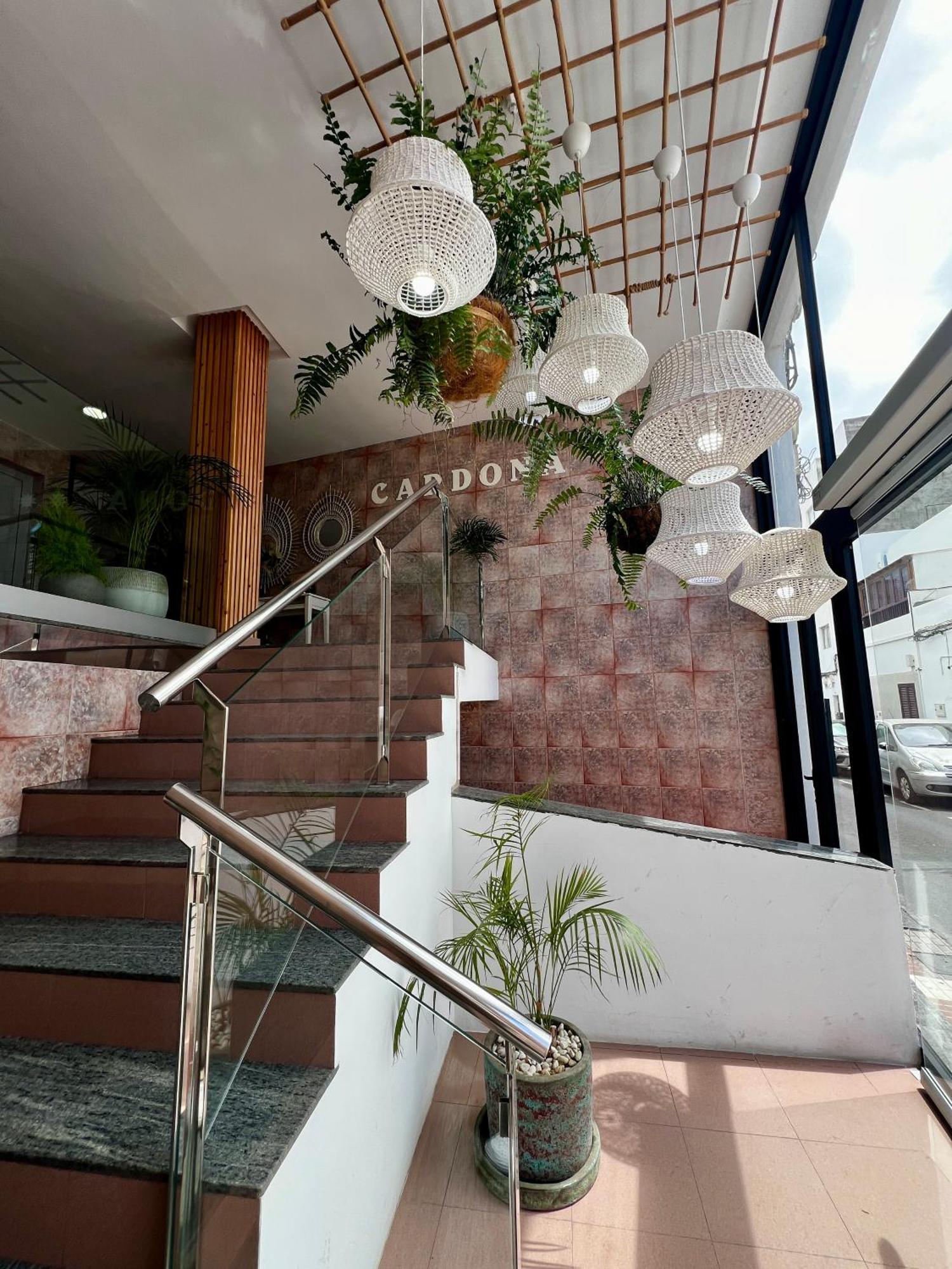 Hostal Residencia Cardona Arrecife  Buitenkant foto